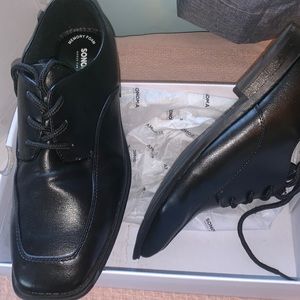 Boys dress shoes